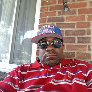 Meet your Posher, Derrick